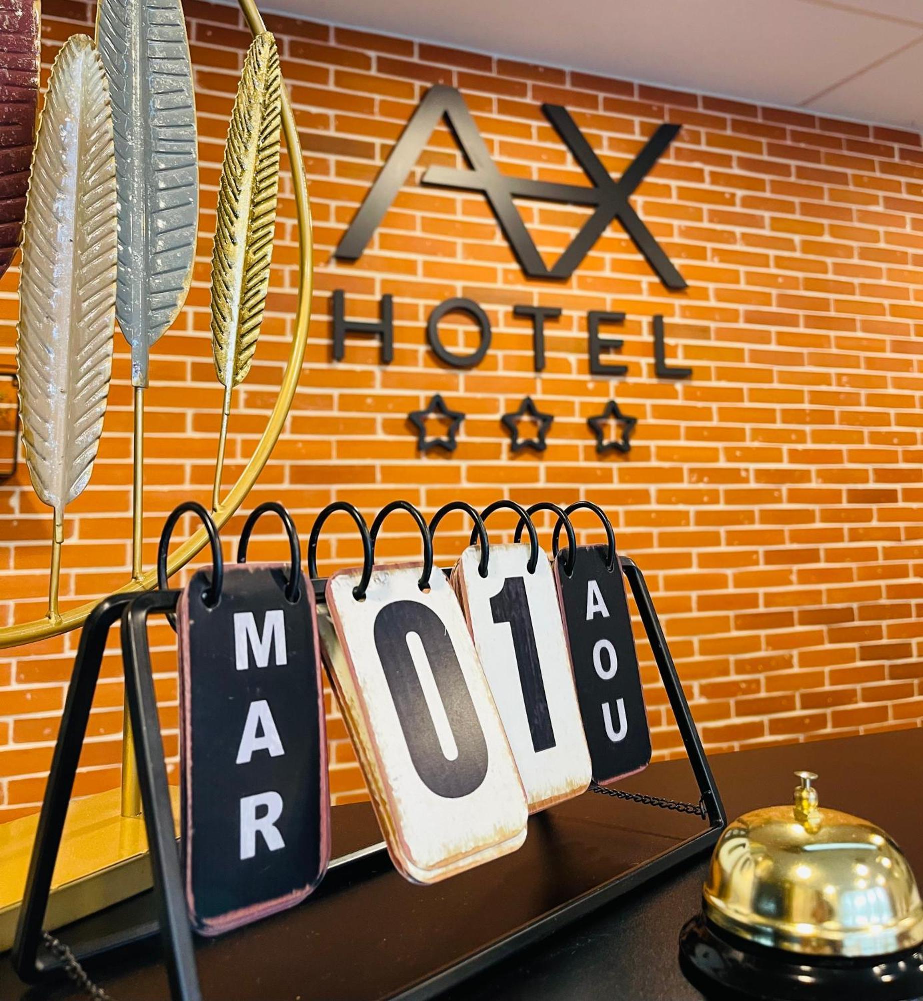 The Originals City, Ax Hotel, La Chataigneraie Zewnętrze zdjęcie